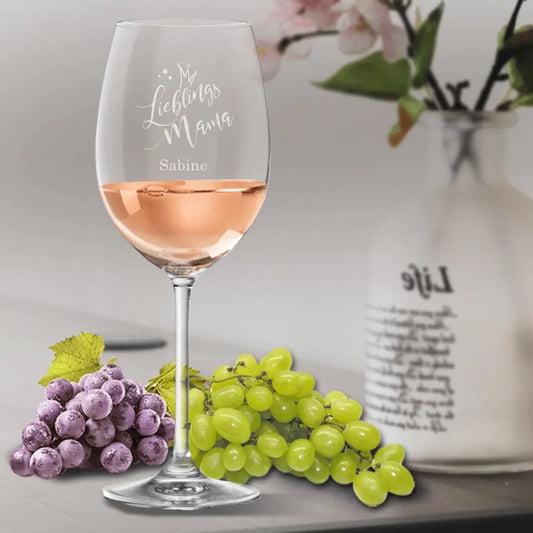 Graviertes Weinglas von Leonardo mit Namen und Motiv für liebe Menschen - Geschenk zum Muttertag