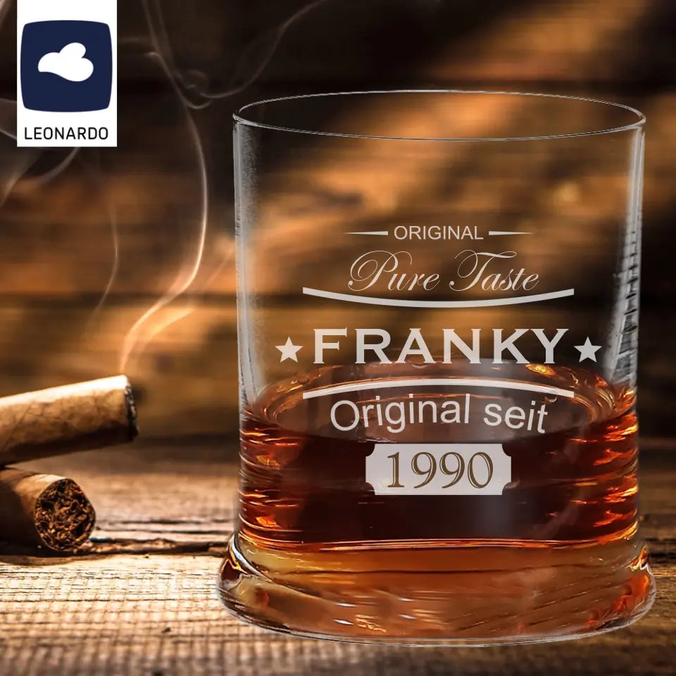 Individuell graviertes Whiskygeschenk mit Leonardo Glas in Holzkiste
