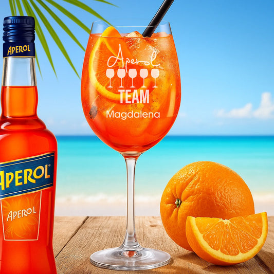 Aperol Spritz Glas für dich und deine Freunde mit euren Namen graviert