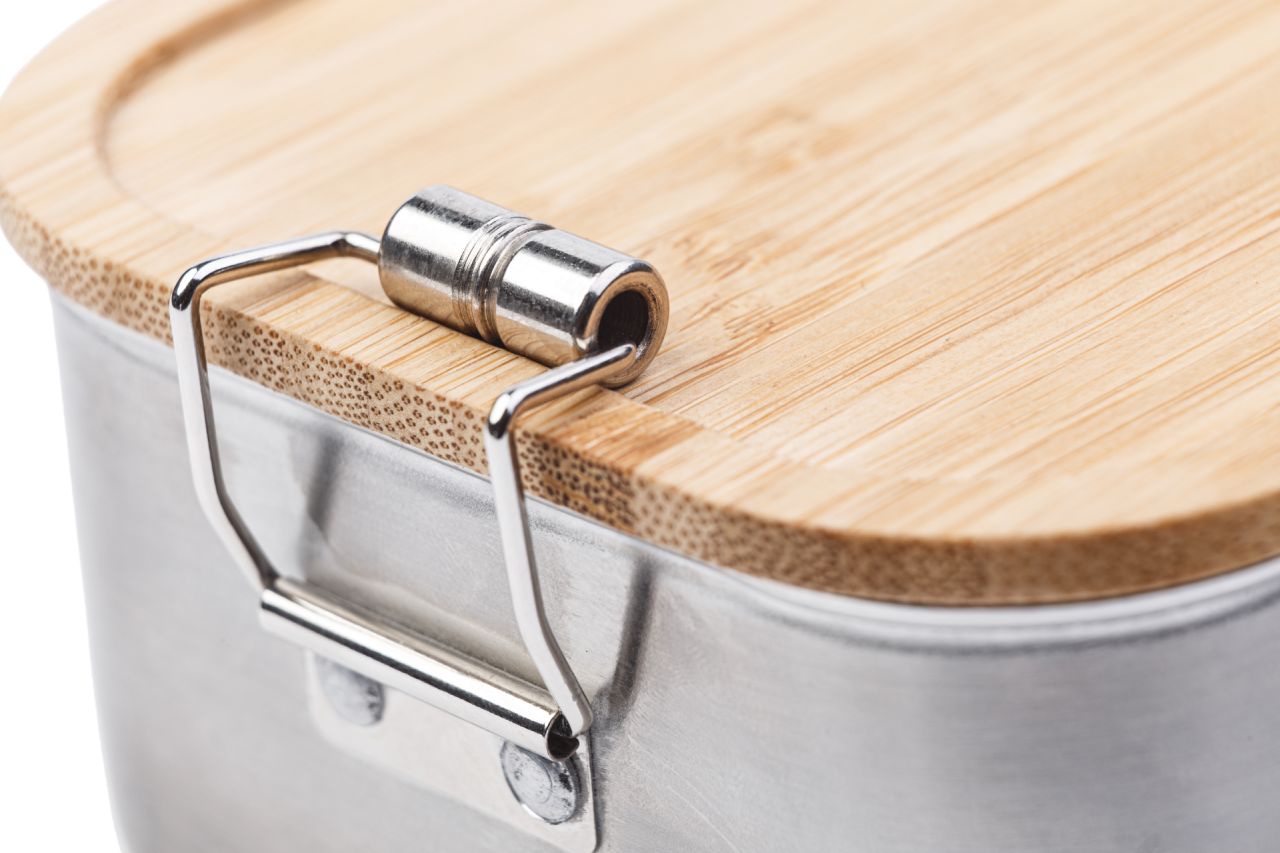 Gravierte Lunchbox mit Fußballer und Name
