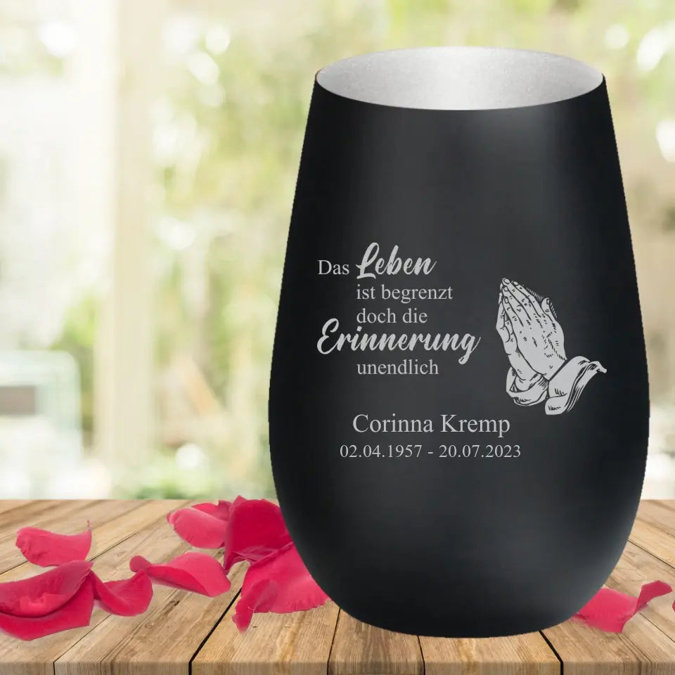 Edles Trauerlicht mit Name und Datum graviert