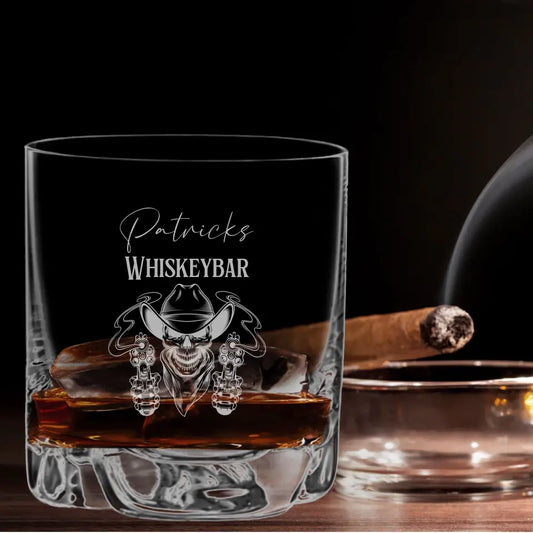 Whiskey glass with skull / skull engraving as a gift