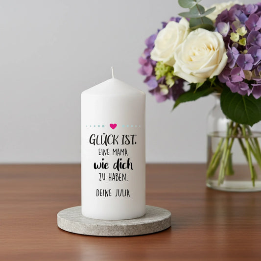 freepik__generiere-mir-ein-bild-mit-einer-kerze-neben-einer__60210