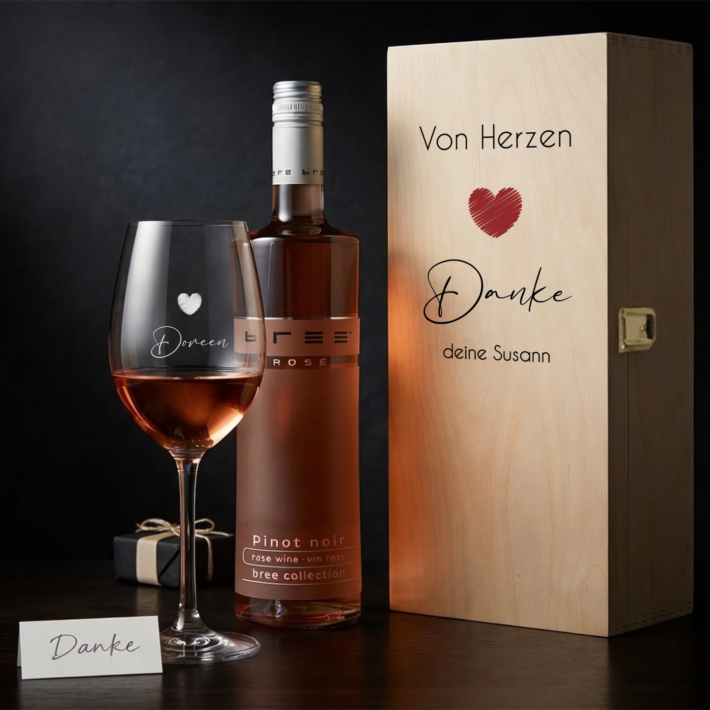 Holzbox-mit-Bree-Pinot2