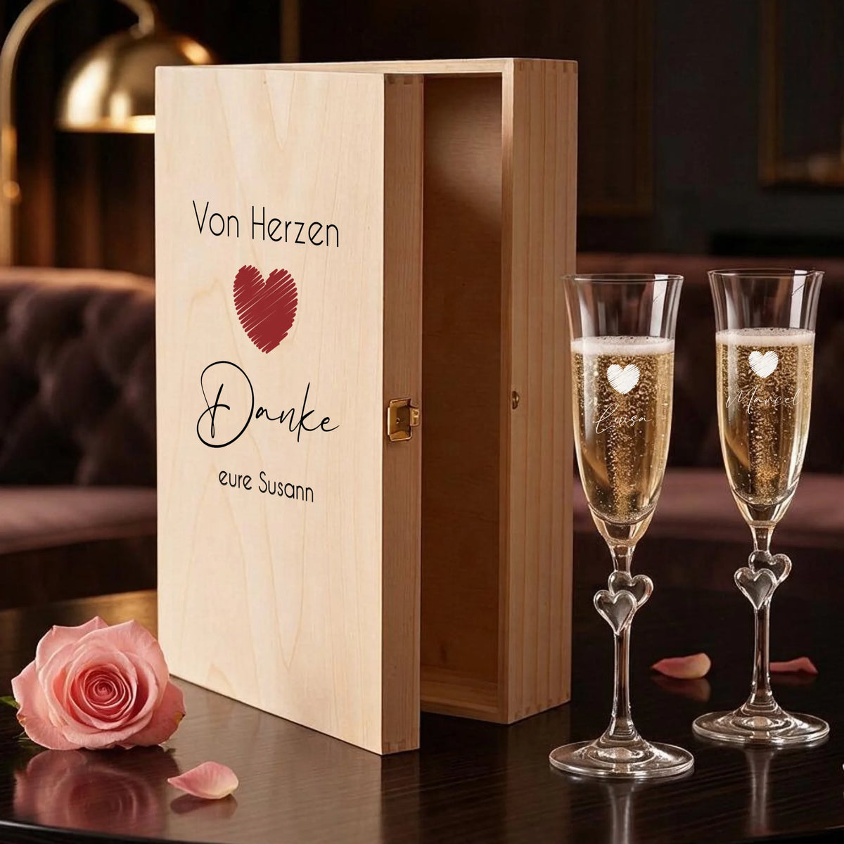 Personalisiertes Dankeschön-Sektgeschenk mit zwei gravierten L'amour-Gläsern