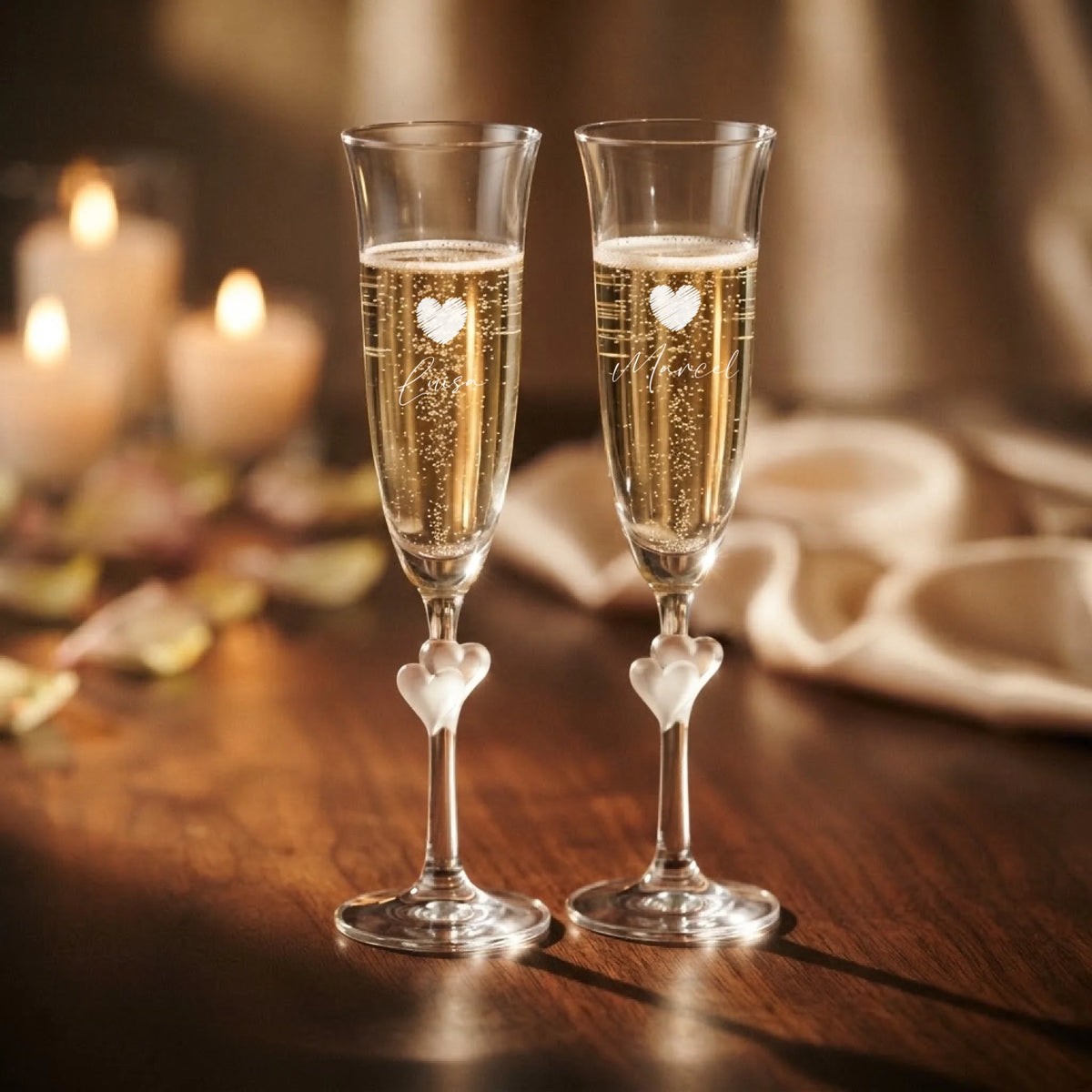 Zwei elegante individuell gravierte L'amour-Sektgläser im personalisierten Dankeschön-Set