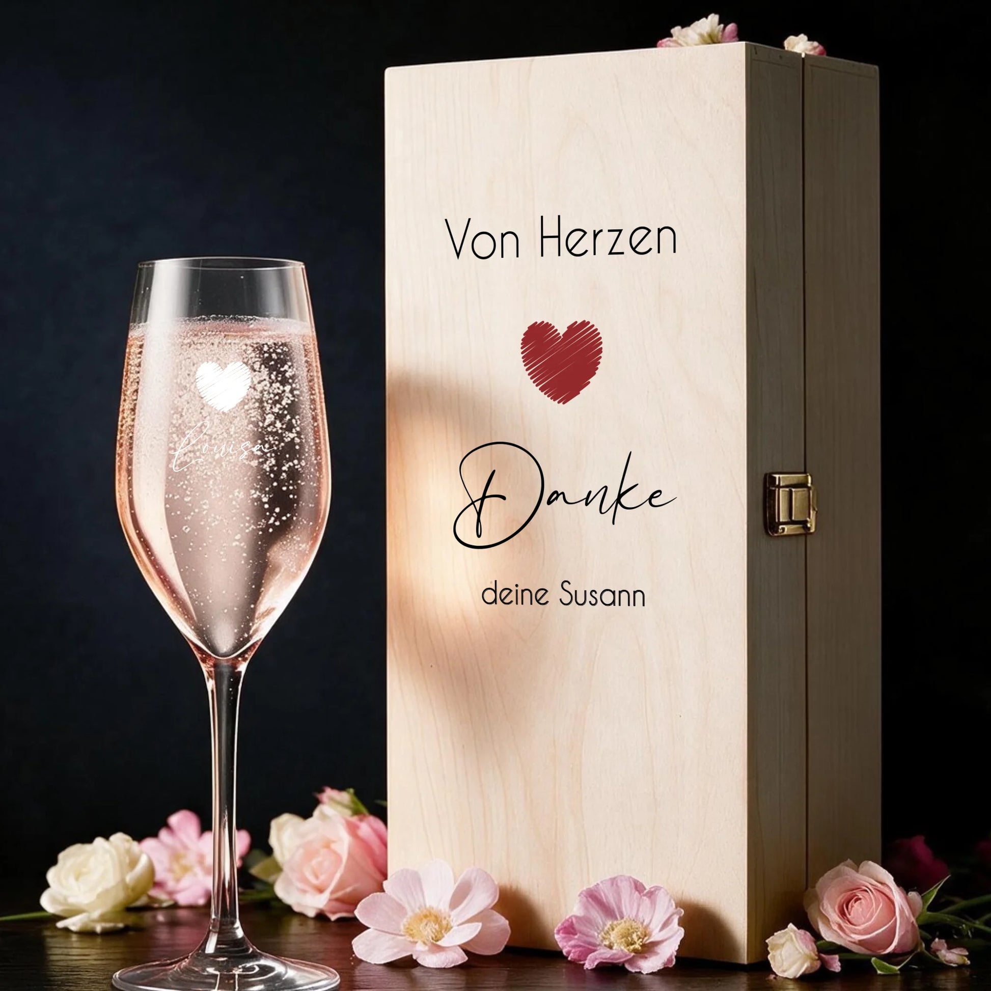 Edle Holzbox mit individuell graviertem Sektglas und Rotkäppchen Sekt
