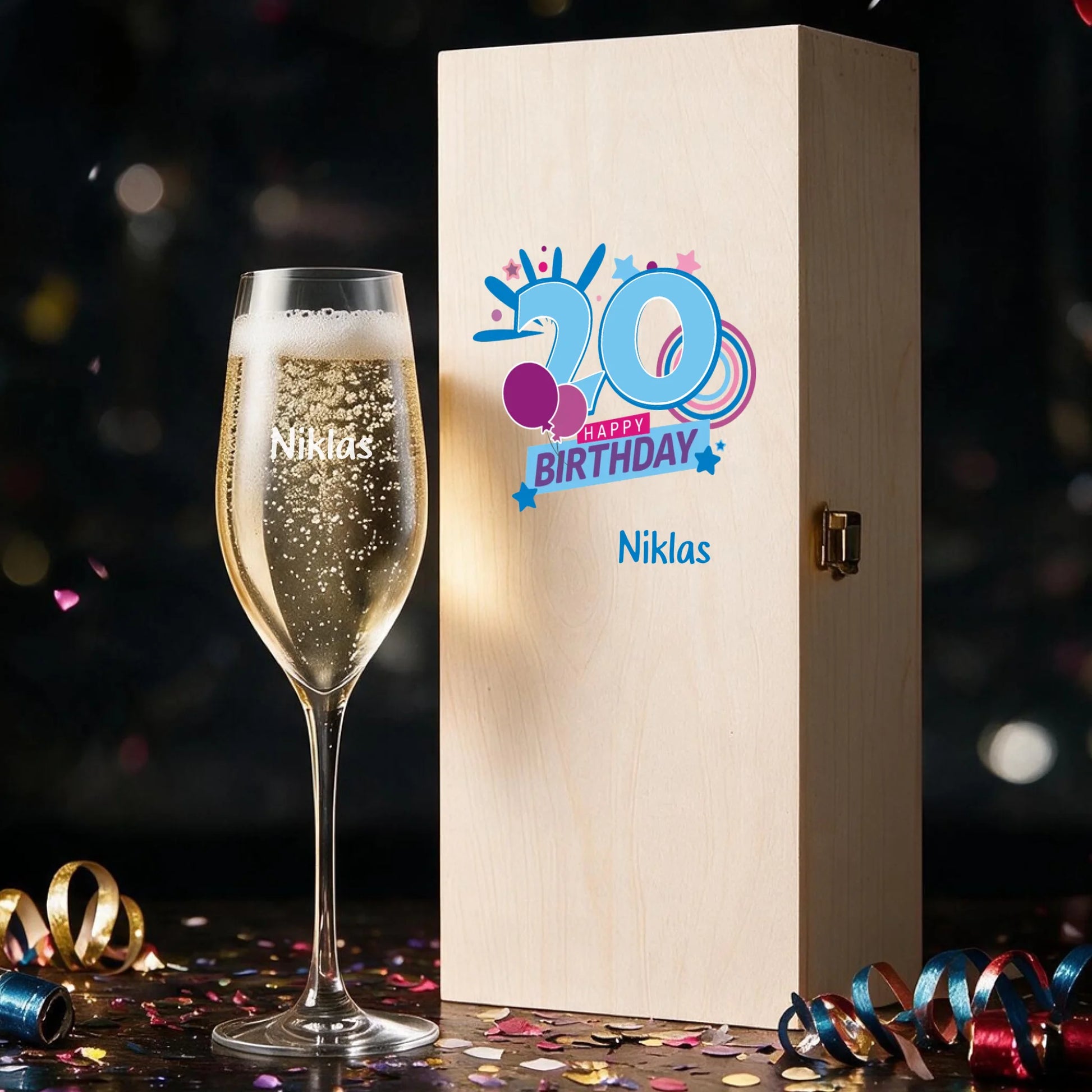 Edle Holzbox mit individuell graviertem Sektglas als personalisiertes Geschenk zum 20. Geburtstag