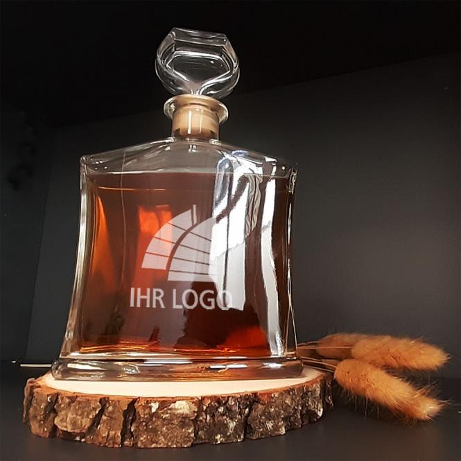 Whisky Geschenk-Set für Mitarbeiter / Kunden mit Gravur deines Logos / Designs